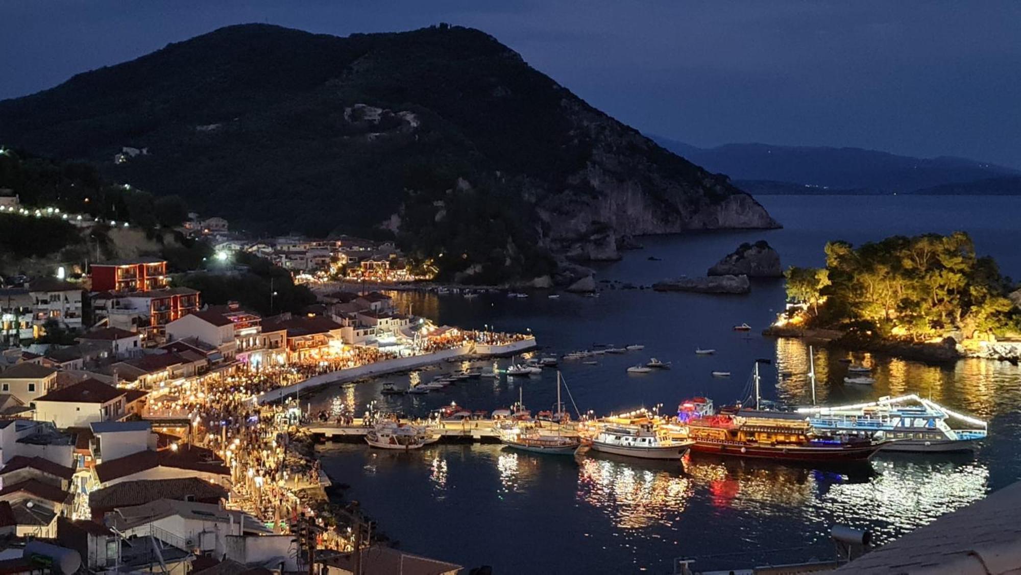 Romantica House Parga Bagian luar foto