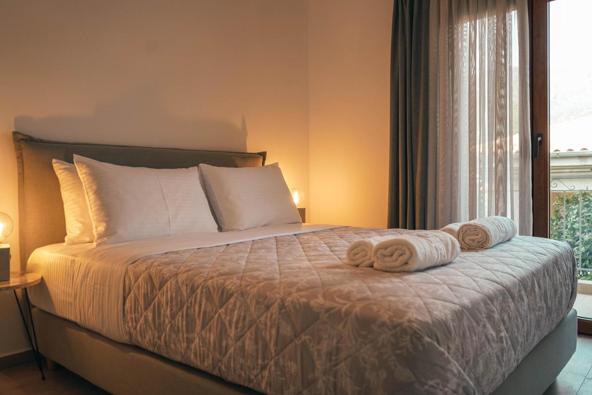 Romantica House Parga Bagian luar foto